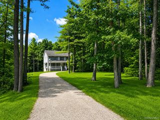 142 Split Rock Drive, Barryville, NY 12719