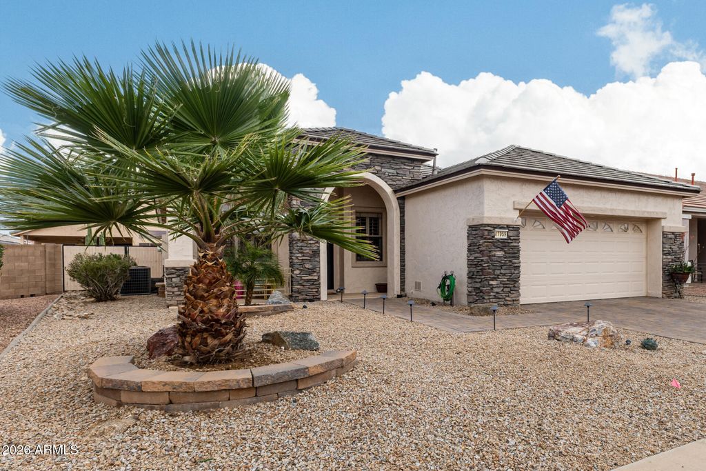 17959 W DENEEN Way, Surprise, AZ 85374 — photo 2
