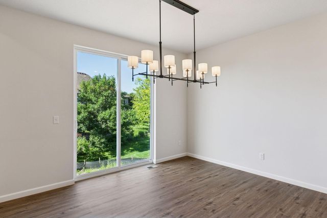 216 Carver Creek Place, Carver, MN 55315