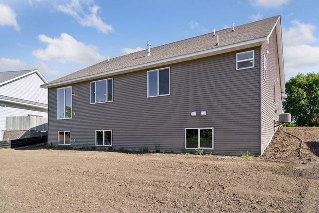 216 Carver Creek Place, Carver, MN 55315
