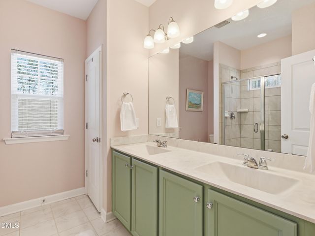 51 Golden Eagle Ridge, Zebulon, NC 27597