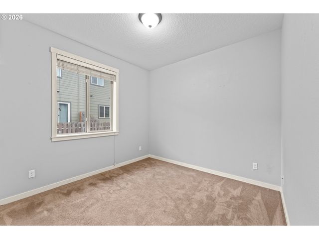 11292 Se FALCO St, Happy Valley, OR 97086