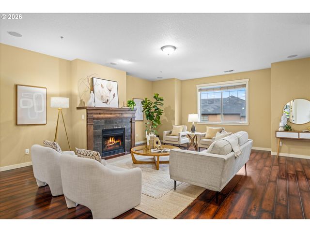 11292 Se FALCO St, Happy Valley, OR 97086