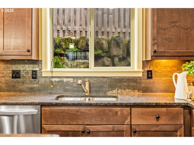 11292 Se FALCO St, Happy Valley, OR 97086