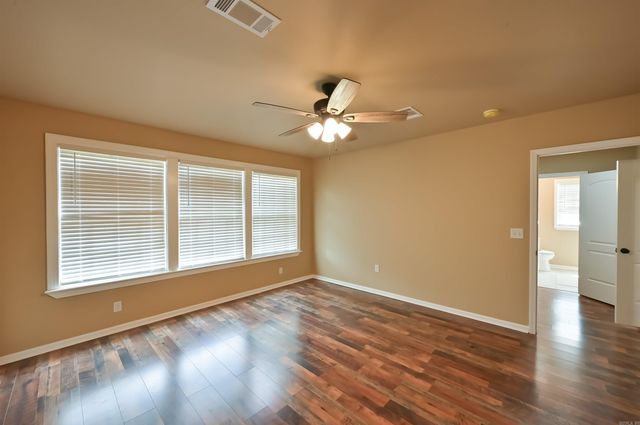 1300 W 28th Avenue, Pine Bluff, AR 71603