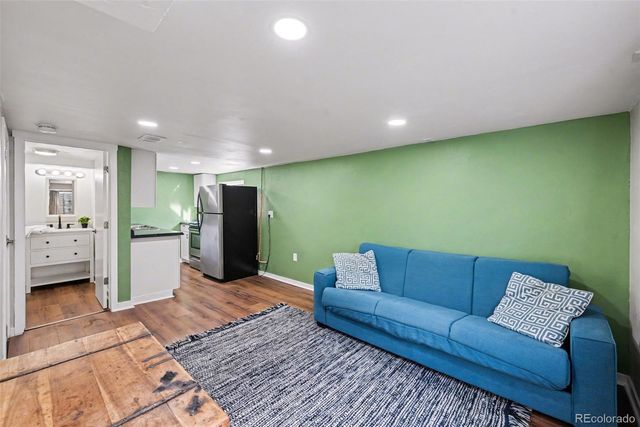 2957 S Fox Street, Englewood, CO 80110