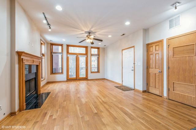 3932 S Lake Park Avenue 2N, Chicago, IL 60653