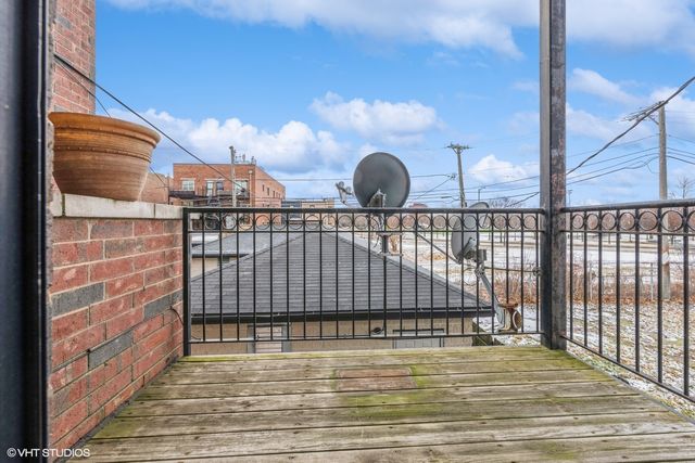 3932 S Lake Park Avenue 2N, Chicago, IL 60653