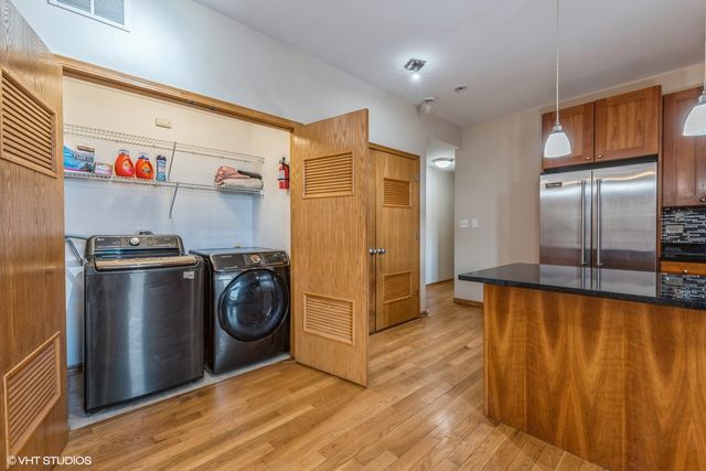 3932 S Lake Park Avenue 2N, Chicago, IL 60653