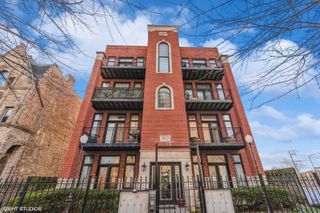 3932 S Lake Park Avenue 2N, Chicago, IL 60653
