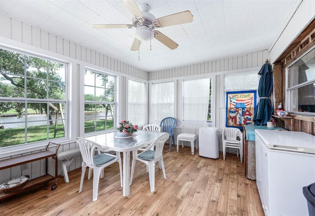 875 Private Road 652, Sargent, TX 77414