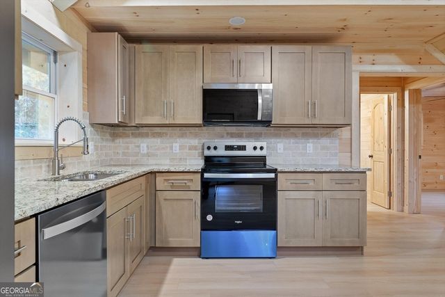 180 Cohutta Forest Road, Ellijay, GA 30540