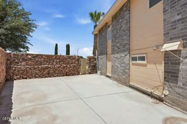 12004 PUEBLO LAGUNA Drive, El Paso, TX 79936