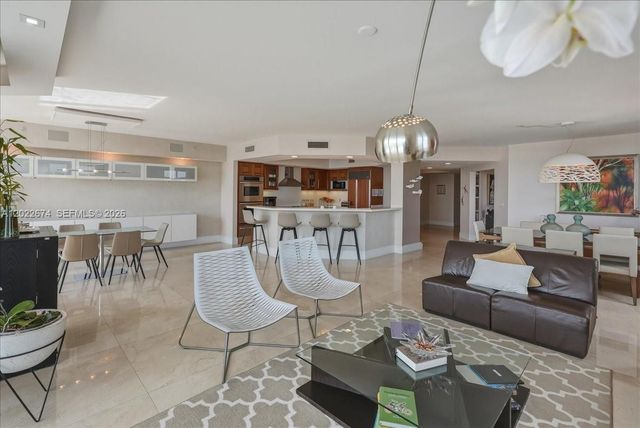 3301 NE 183rd St 2101, Aventura, FL 33160