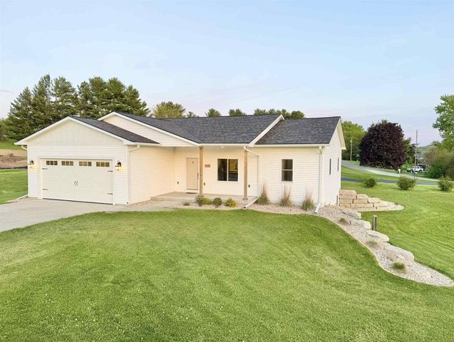 S7126 Owls Head Road Road, Merrimac, WI 53561