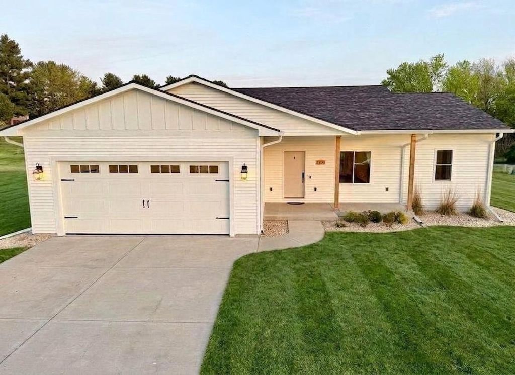 S7126 Owls Head Road Road, Merrimac, WI 53561