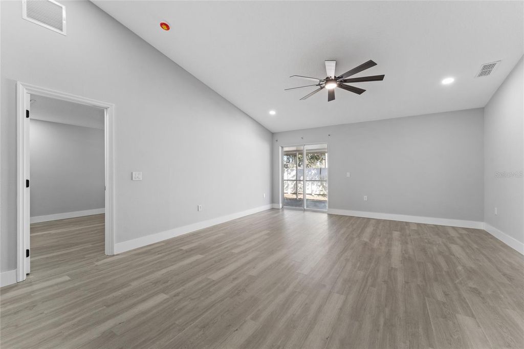 Image 10 of property listing at 1701 POMPANO DRIVE, Kissimmee, FL 34759