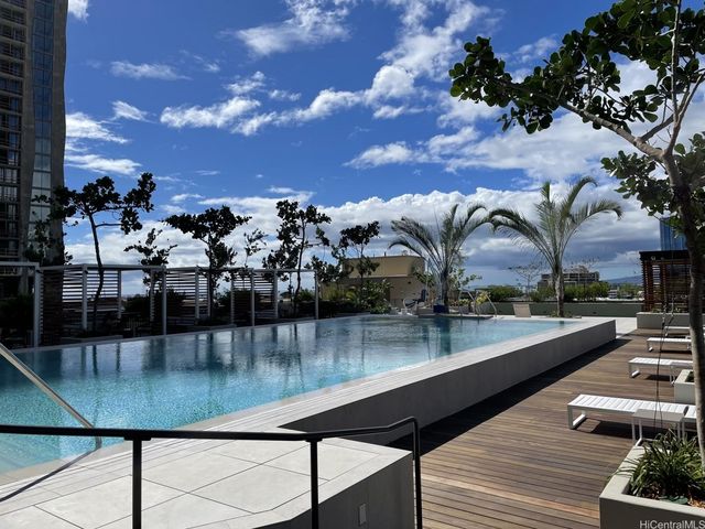 987 Queen Street 2405, Honolulu, HI 96814