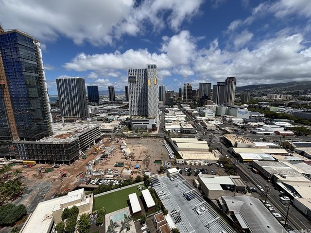 987 Queen Street 2405, Honolulu, HI 96814