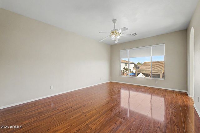7607 W STATE Avenue, Glendale, AZ 85303