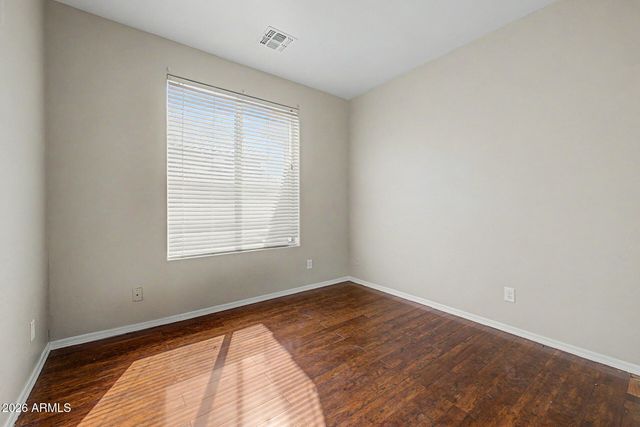 7607 W STATE Avenue, Glendale, AZ 85303
