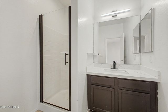 7607 W STATE Avenue, Glendale, AZ 85303