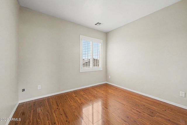 7607 W STATE Avenue, Glendale, AZ 85303