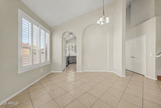7607 W STATE Avenue, Glendale, AZ 85303