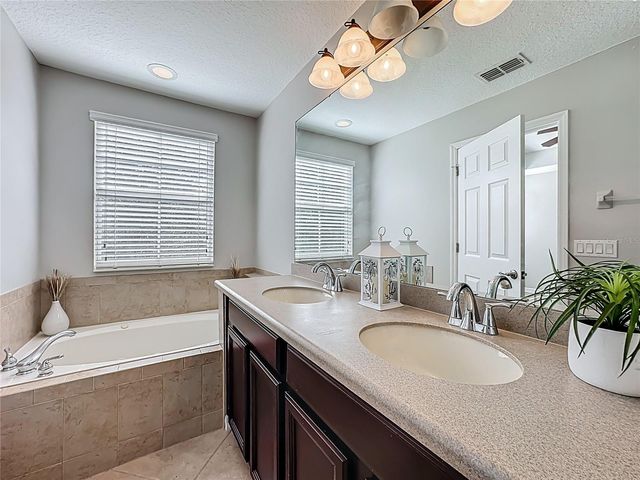 5439 VIA APPIA WAY, Sanford, FL 32771