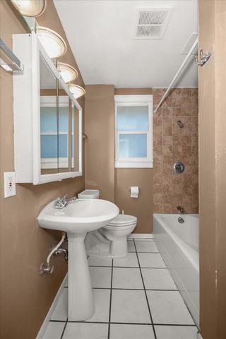 318 E 29th Ave, Spokane, WA 99203