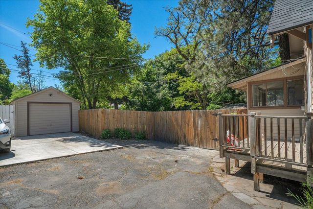 318 E 29th Ave, Spokane, WA 99203
