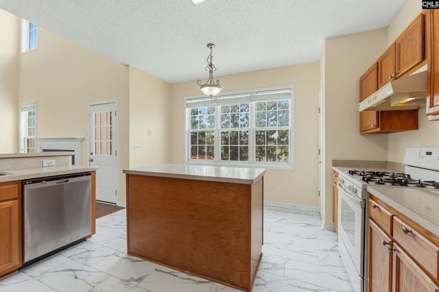 213 founders Ridge, Columbia, SC 29229