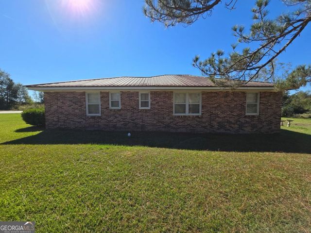 212 Marvin Church Road, Lyons, GA 30436
