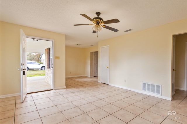 75 Steele Lane, Loxley, AL 36551