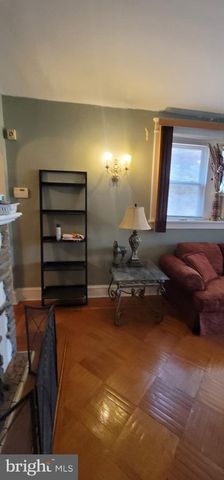907 MACDADE BLVD, Lansdowne, PA 19050