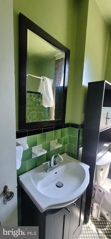 907 MACDADE BLVD, Lansdowne, PA 19050