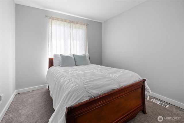 5000 Hansberry Street NW, Bremerton, WA 98311