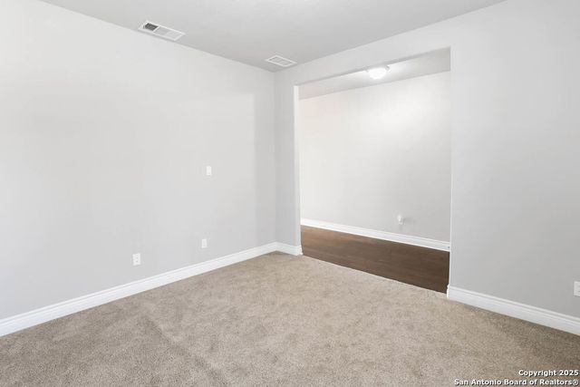 219 Lucchese, San Antonio, TX 78253