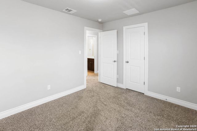 219 Lucchese, San Antonio, TX 78253