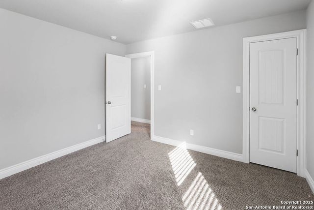 219 Lucchese, San Antonio, TX 78253