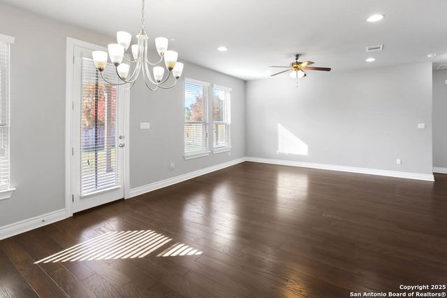 219 Lucchese, San Antonio, TX 78253