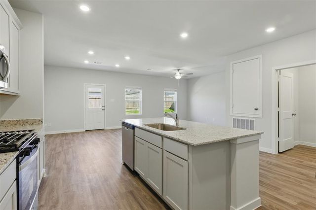 25187 Leather Leaf Ct, Montgomery, TX 77316