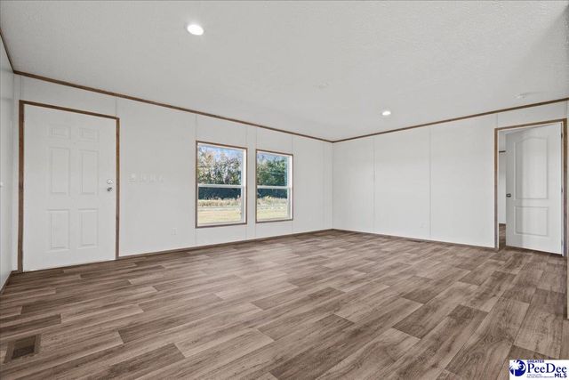 1549 Patty Rd, Cades, SC 29518