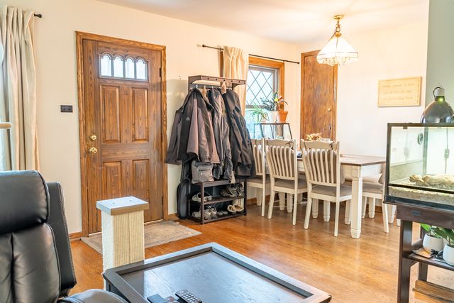 8837 Belleforte Avenue, Morton Grove, IL 60053