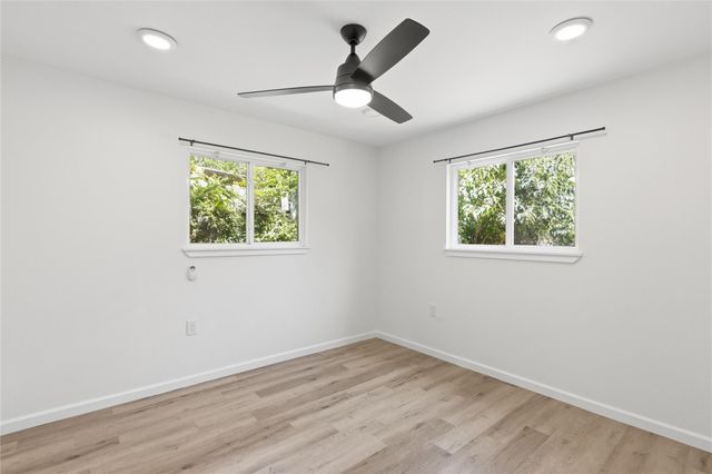 6807 La Salle DR, Austin, TX 78723