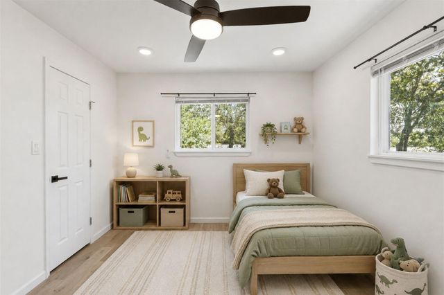 6807 La Salle DR, Austin, TX 78723