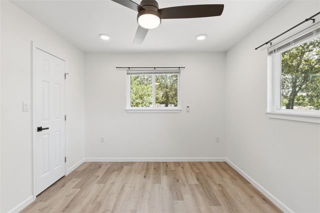 6807 La Salle DR, Austin, TX 78723