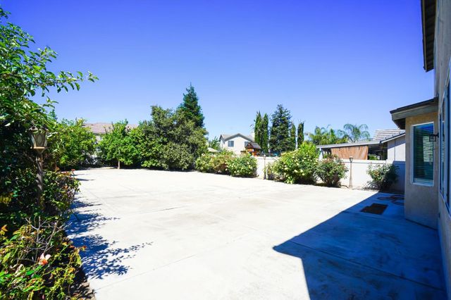 10708 DESERT VIEW Place, Bakersfield, CA 93311