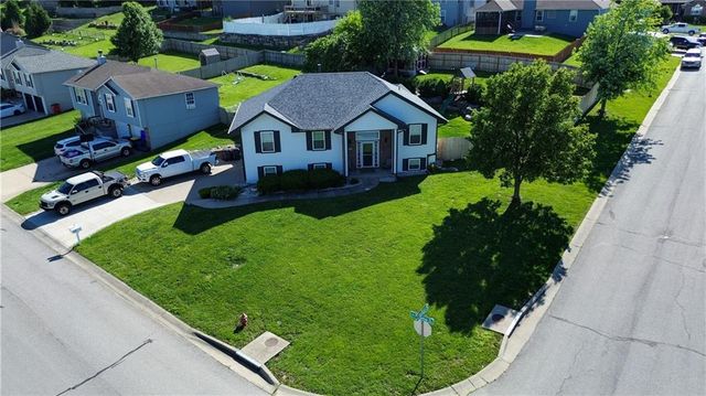 710 SW Brome Drive, Grain Valley, MO 64029