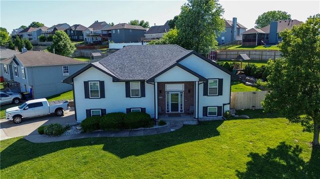 710 SW Brome Drive, Grain Valley, MO 64029